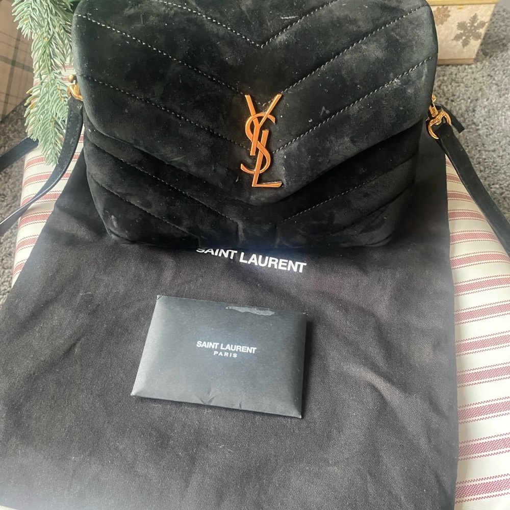 Ysl Loulou toy suede black used and lots of life left